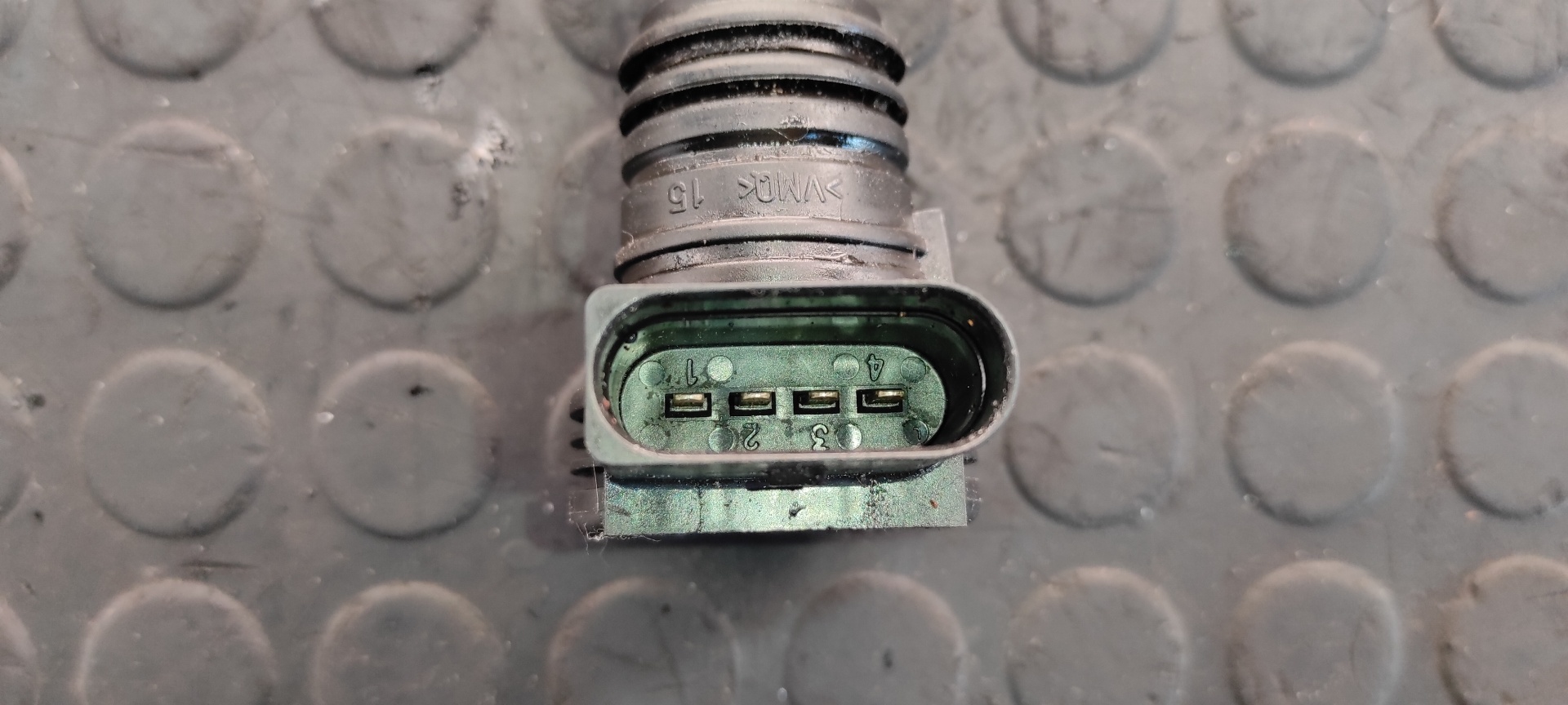 BOBINA ENCENDIDO VOLKSWAGEN PASSAT BERLINA (3B3) - vista 3