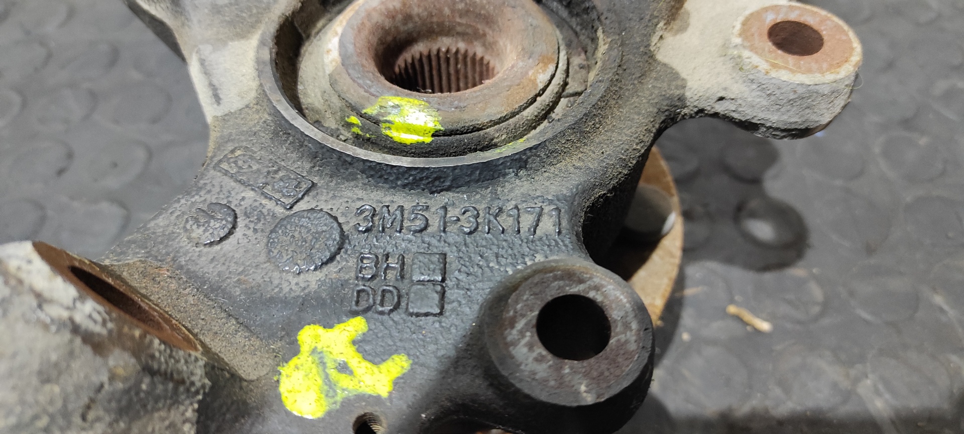 MANGUETA DELANTERA IZQUIERDA FORD FOCUS BERLINA (CAP) - vista 2