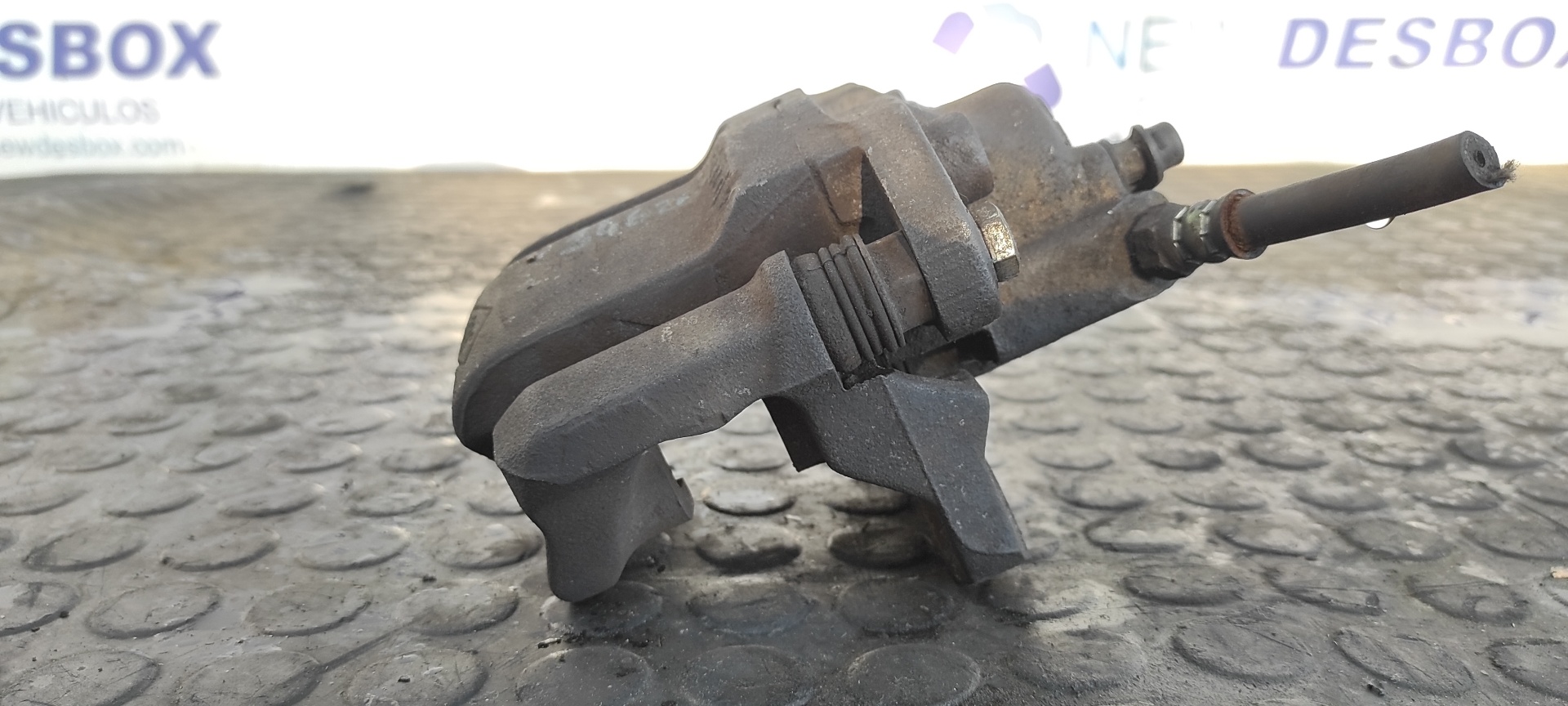 PINZA DE FRENO DELANTERA IZQUIERDA RENAULT CLIO II FASE I (B/CBO) - vista 5