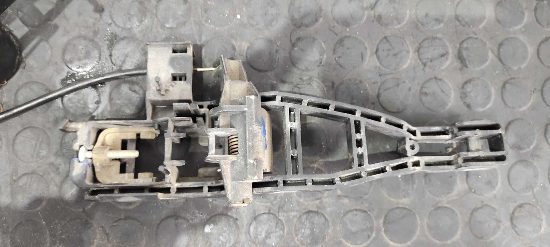 CERRADURA PUERTA DELANTERA IZQUIERDA FORD FOCUS BERLINA (CAP) - vista 3