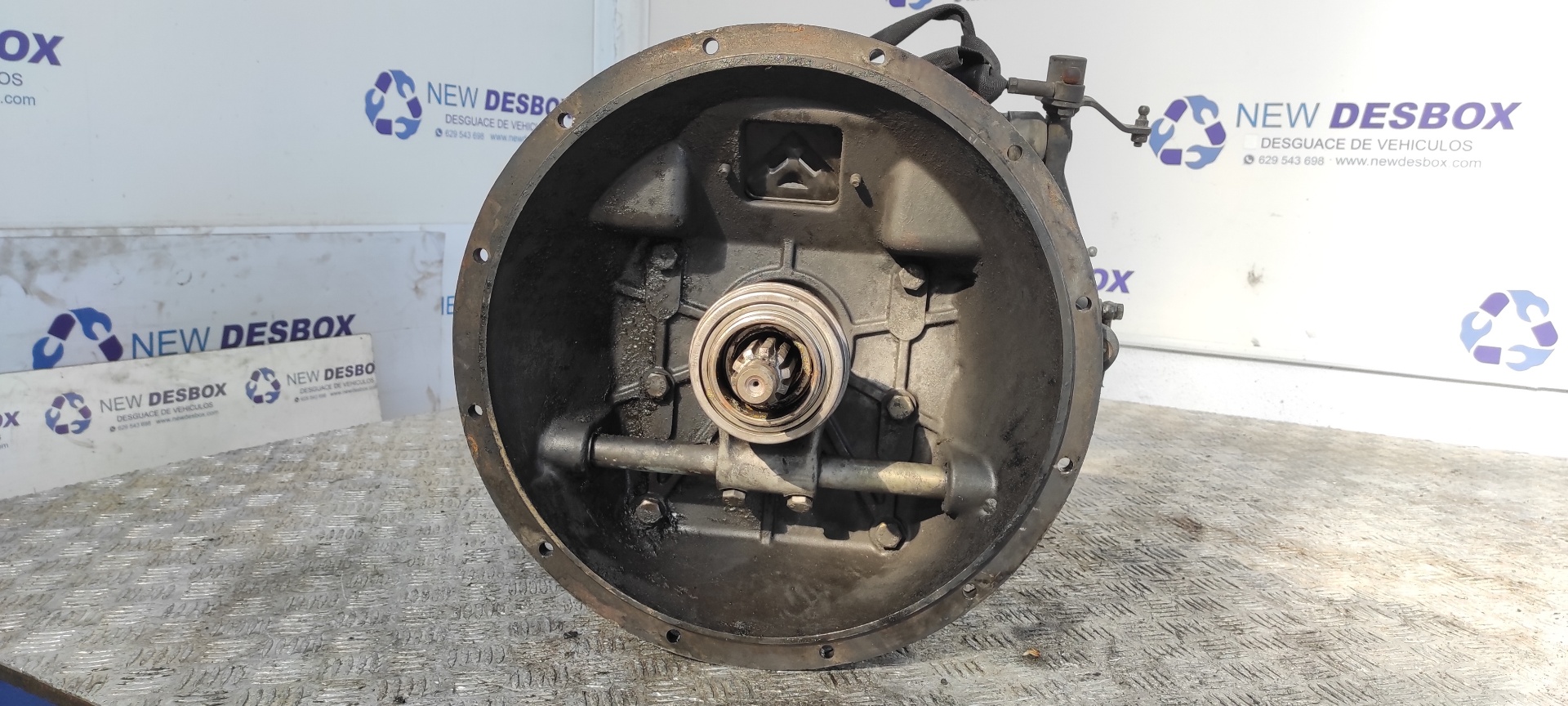 CAJA CAMBIOS NISSAN ATLEON
