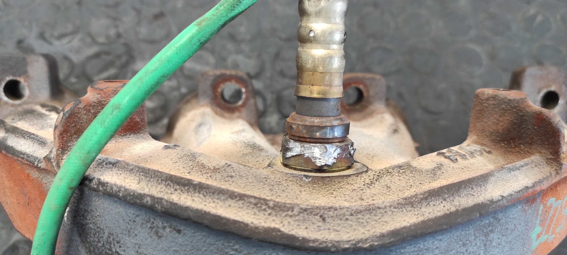 COLECTOR ESCAPE CITROEN C3 - vista 3