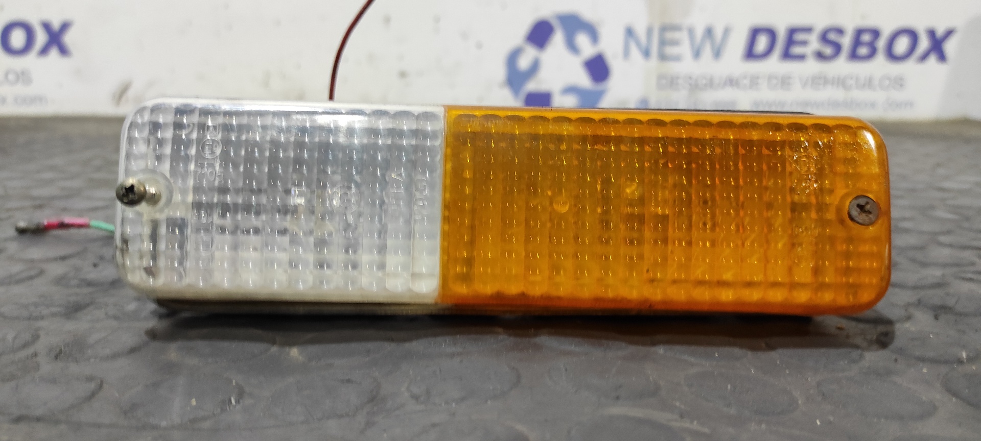 PILOTO DELANTERO IZQUIERDO PEGASO SAVA 