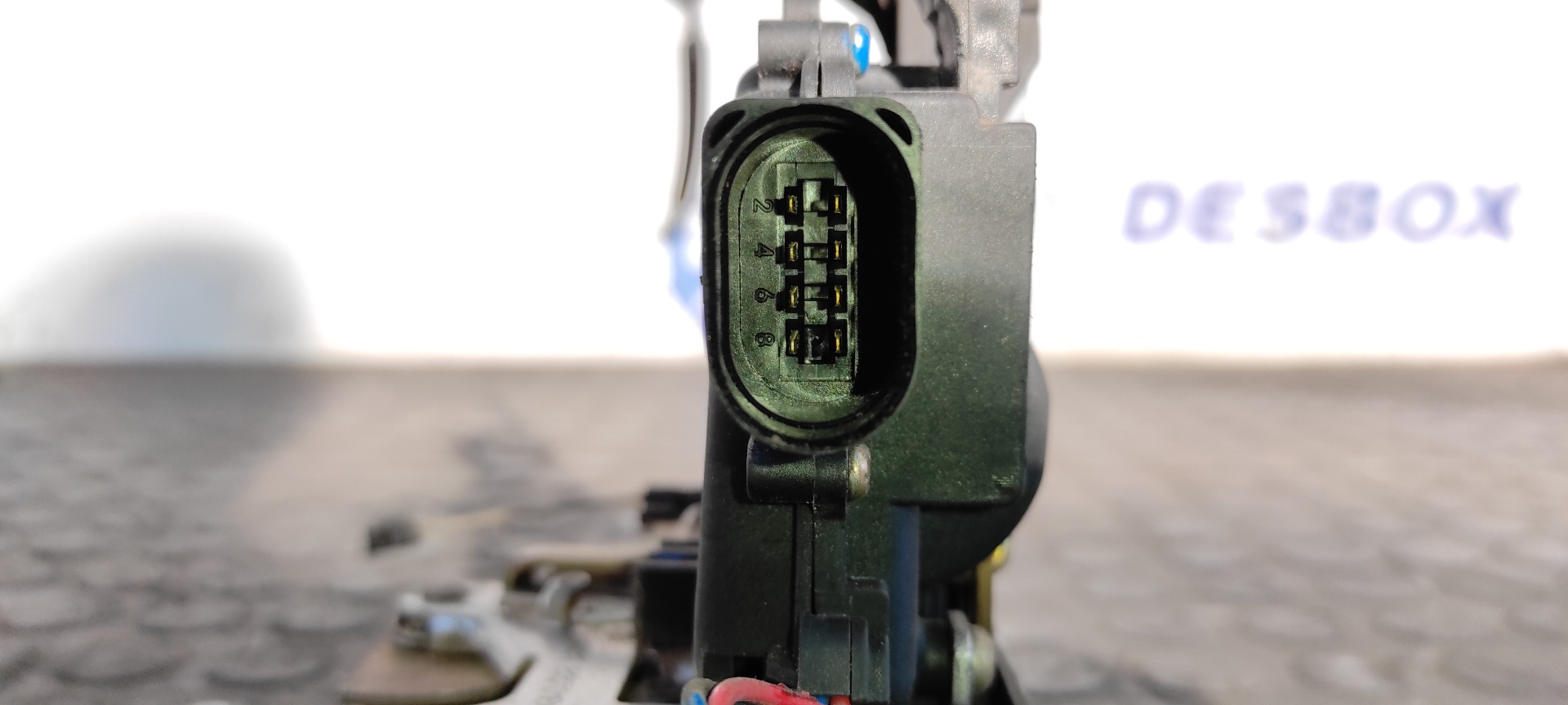 CERRADURA PUERTA DELANTERA DERECHA VOLKSWAGEN PASSAT BERLINA (3B2) - vista 4