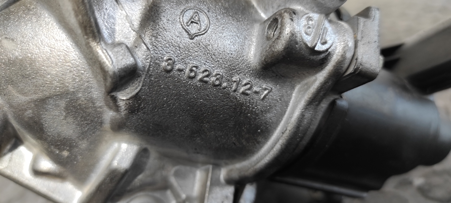 VALVULA EGR RENAULT MEGANE III BERLINA 5 P - vista 7