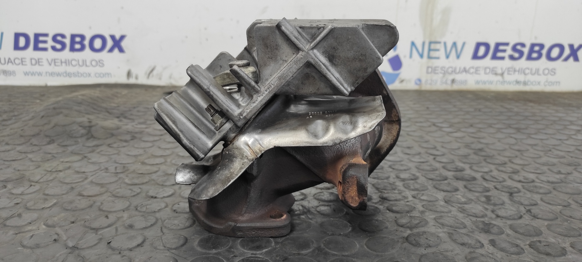 COLECTOR ESCAPE RENAULT MEGANE III BERLINA 5 P - vista 5