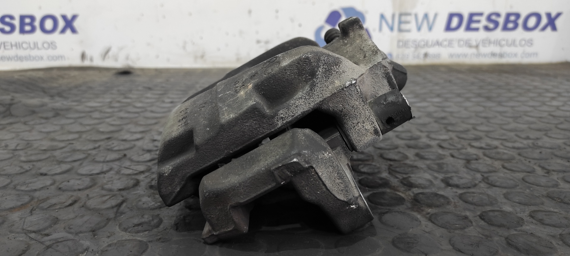 PINZA DE FRENO DELANTERA DERECHA RENAULT MEGANE III BERLINA 5 P - vista 3