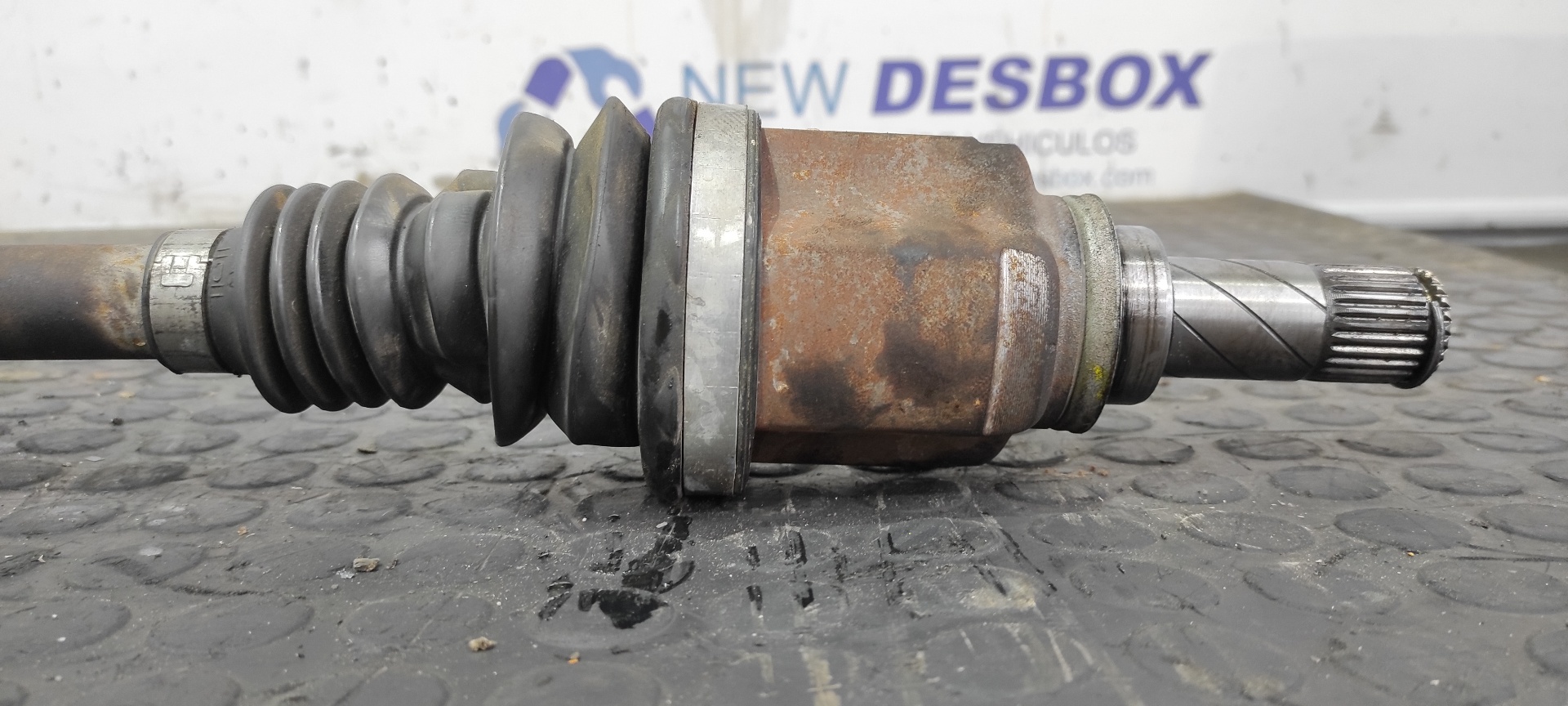 TRANSMISION DELANTERA IZQUIERDA RENAULT MEGANE III BERLINA 5 P - vista 2