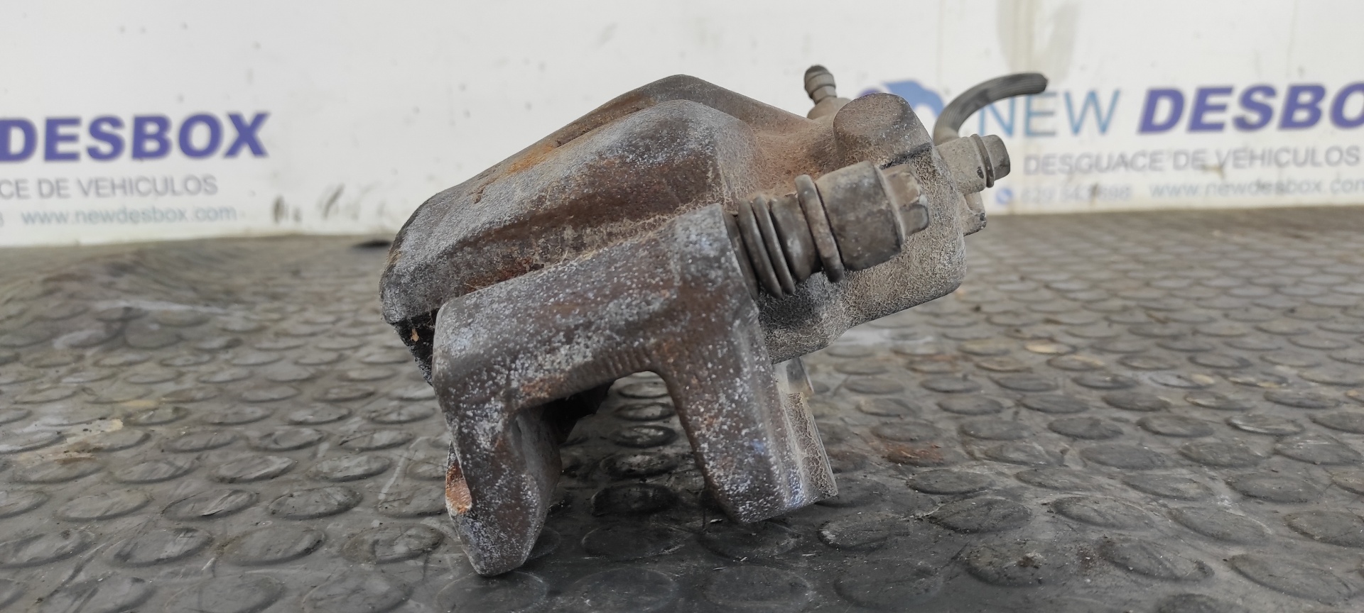 PINZA DE FRENO DELANTERA DERECHA NISSAN X-TRAIL (T30) - vista 8