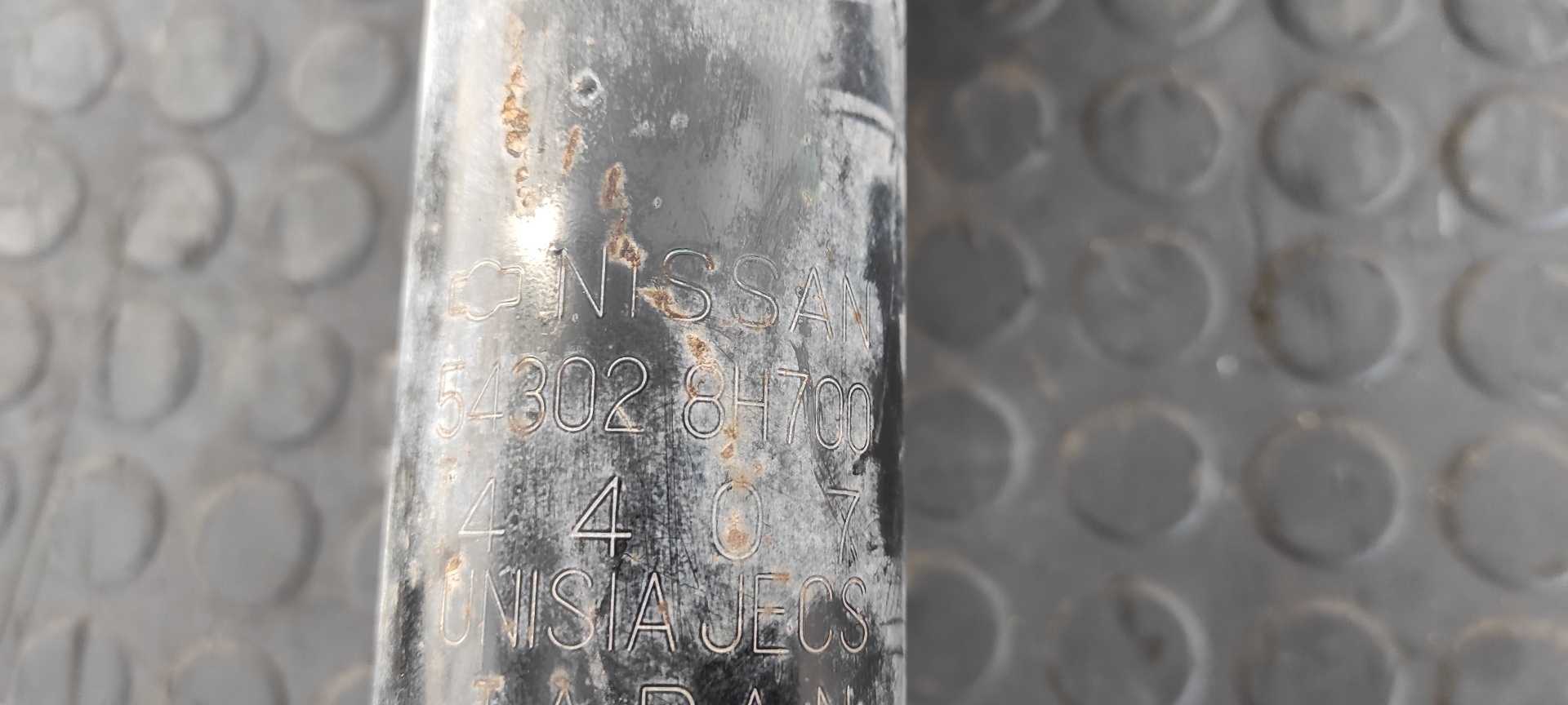 AMORTIGUADOR DELANTERO DERECHO NISSAN X-TRAIL (T30) - vista 2