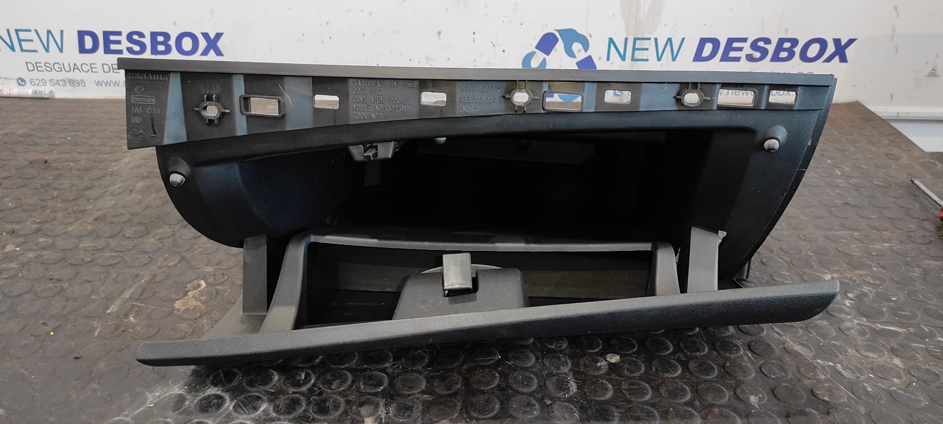 GUANTERA RENAULT MEGANE III BERLINA 5 P - vista 7