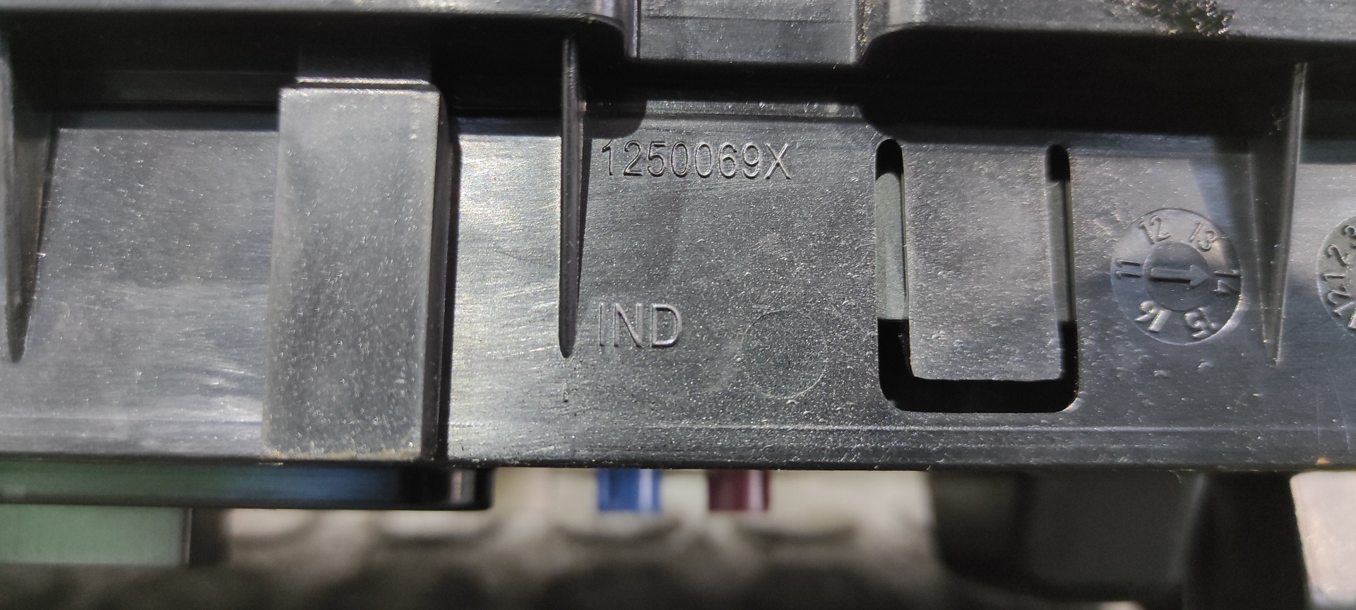 SISTEMA NAVEGACION GPS RENAULT MEGANE III BERLINA 5 P - vista 6