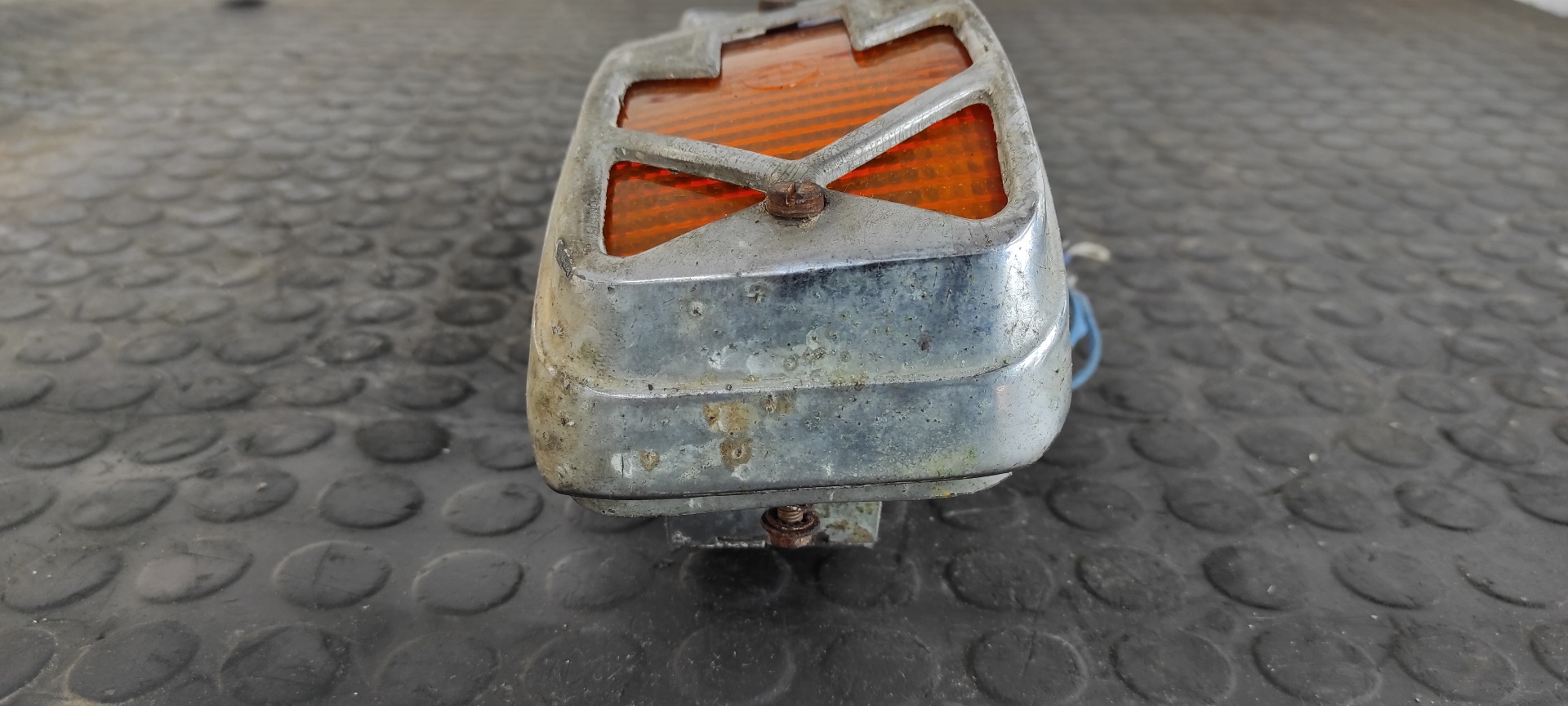 PILOTO TRASERO DERECHO SEAT 127 - vista 6