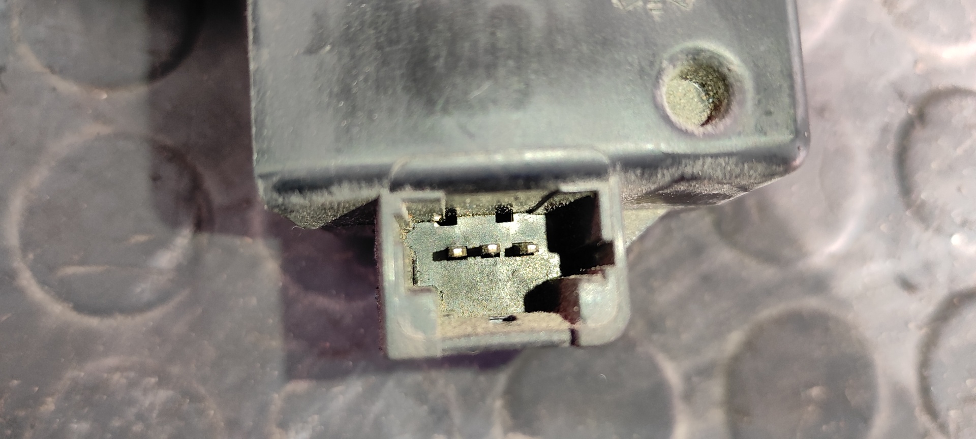 CERRADURA MALETERO / PORTON FIAT ULYSSE (179) - vista 3