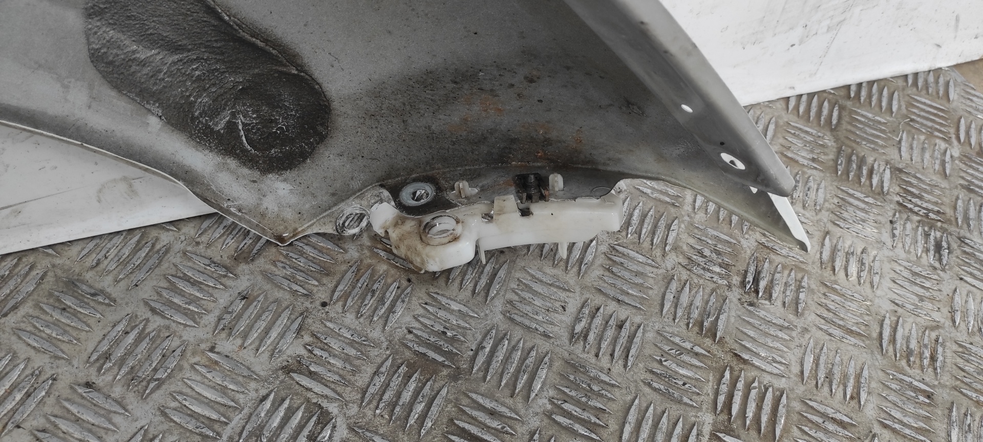 ALETA DELANTERA IZQUIERDA RENAULT MEGANE III BERLINA 5 P - vista 6