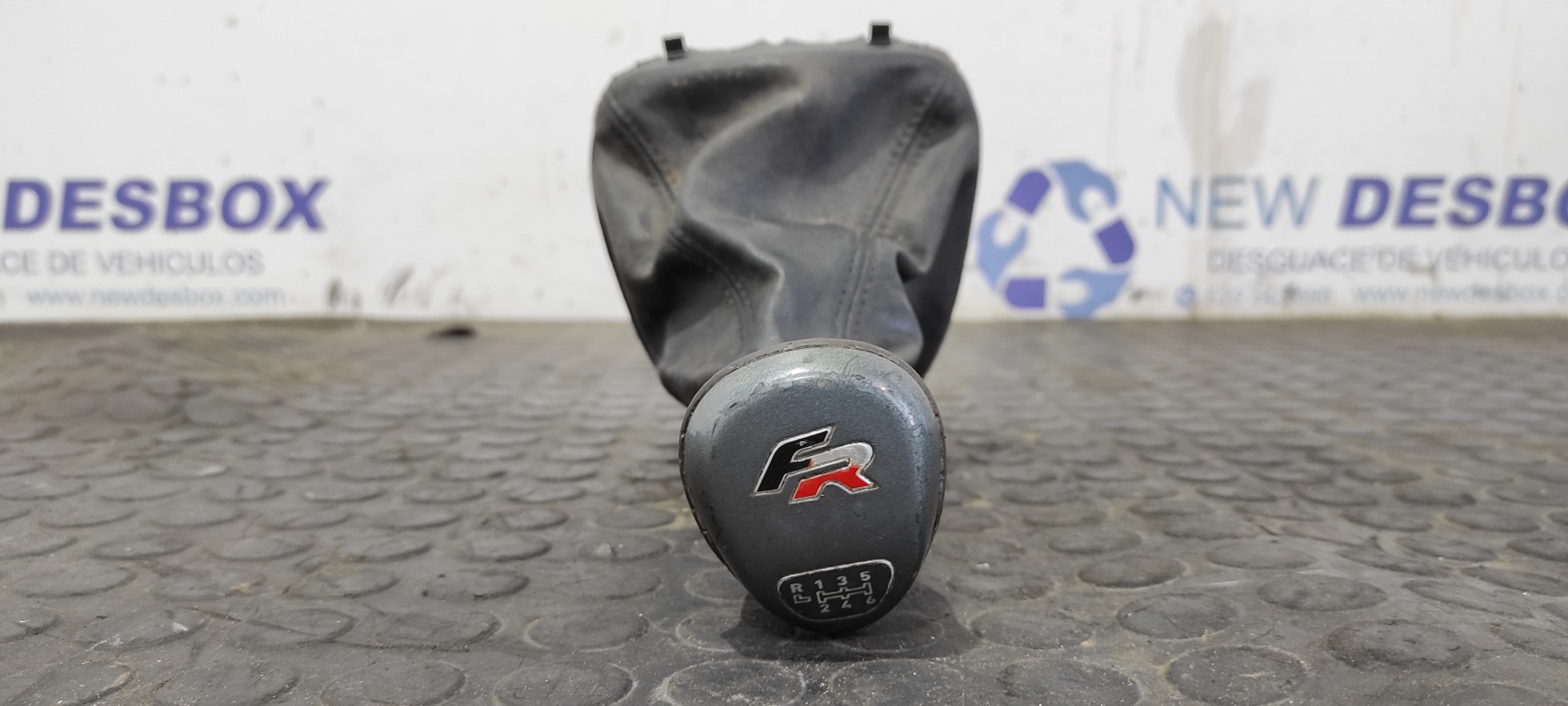 POMO PALANCA CAMBIO SEAT LEON (1P1)