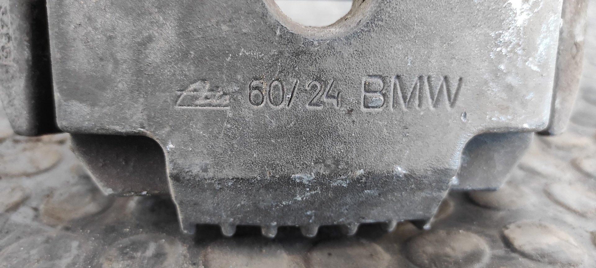 PINZA DE FRENO DELANTERA IZQUIERDA BMW SERIE 5 BERLINA (E60) - vista 3