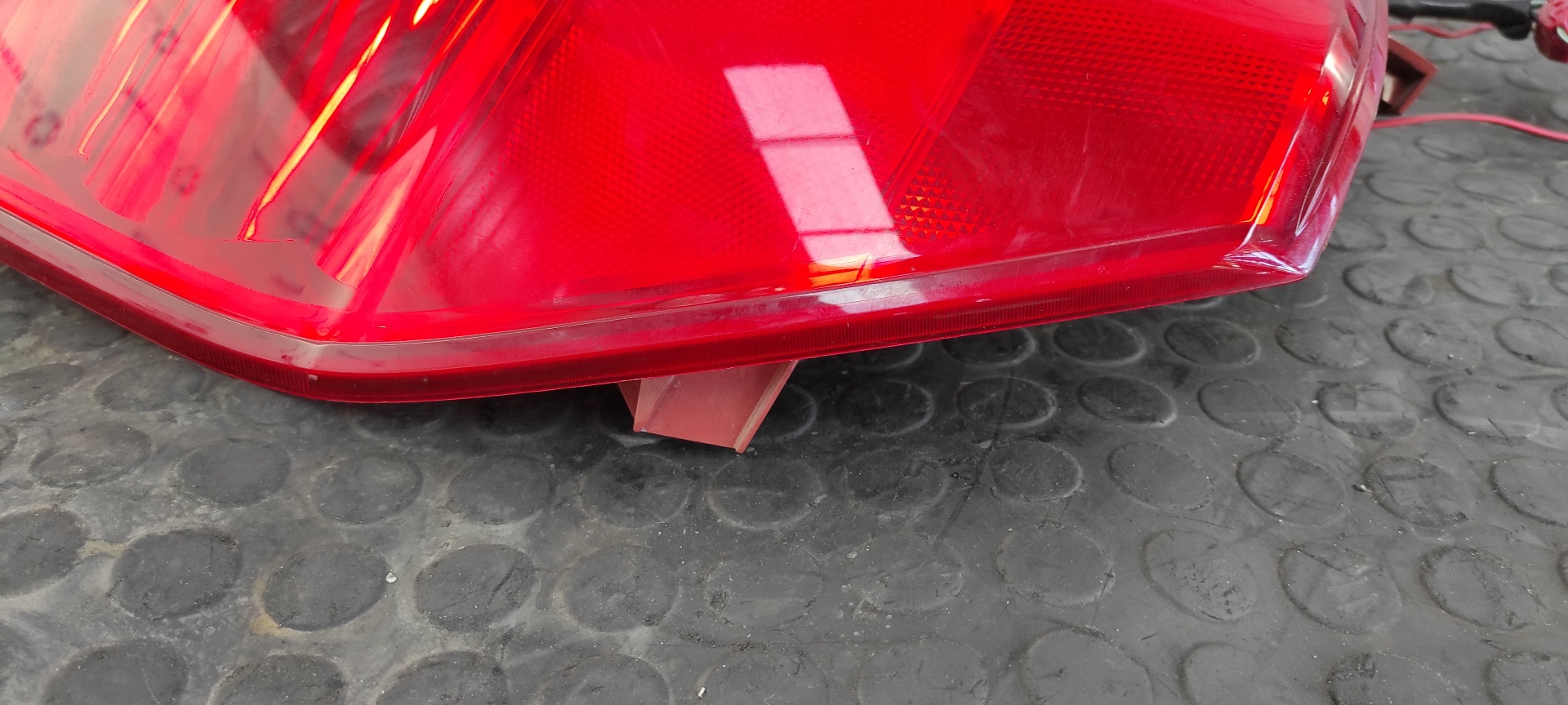 PILOTO TRASERO IZQUIERDO MAZDA 5 BERL. (CR) - vista 5