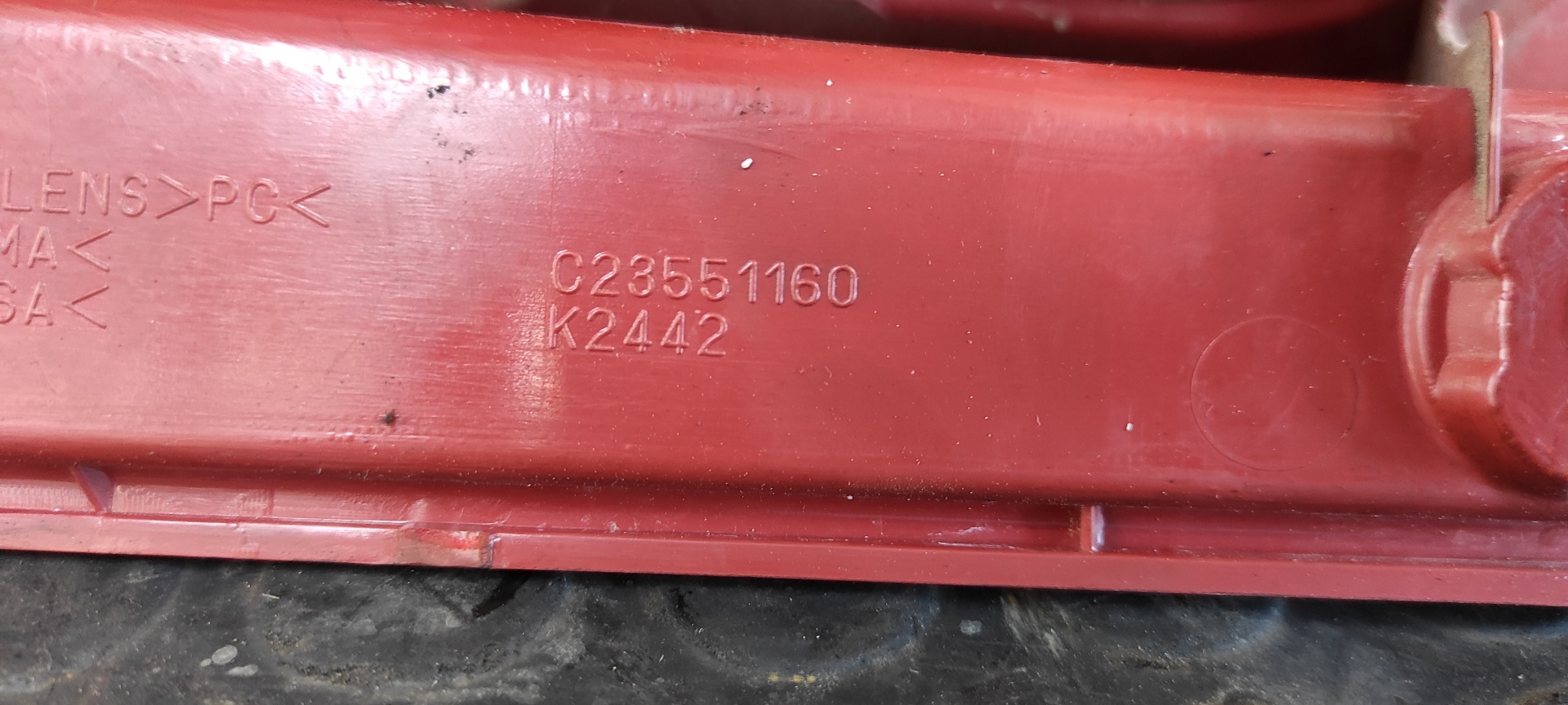 PILOTO TRASERO IZQUIERDO MAZDA 5 BERL. (CR) - vista 3