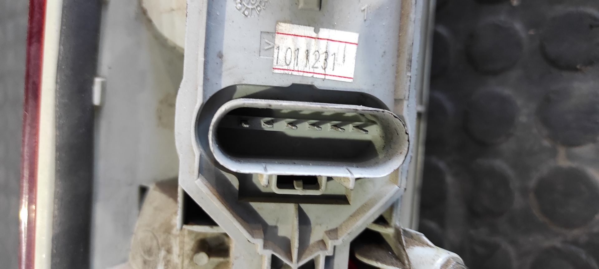 PILOTO TRASERO DERECHO FORD TOURNEO CONNECT (TC7) - vista 4