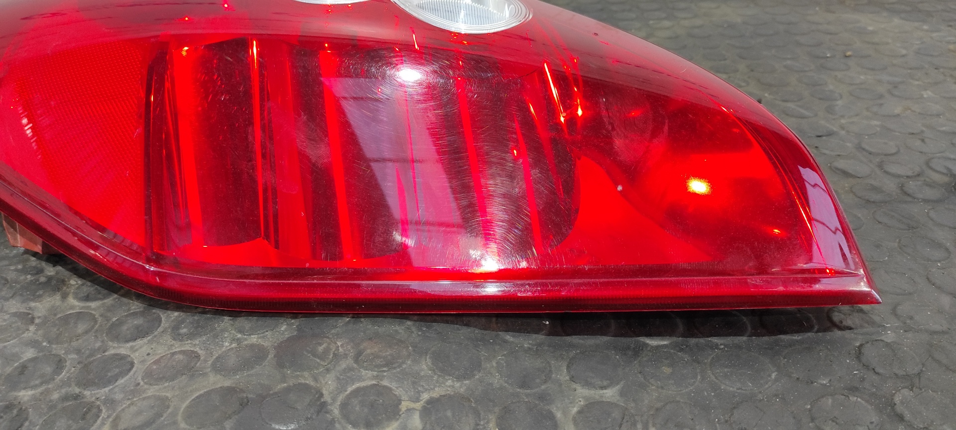 PILOTO TRASERO DERECHO MAZDA 5 BERL. (CR) - vista 4