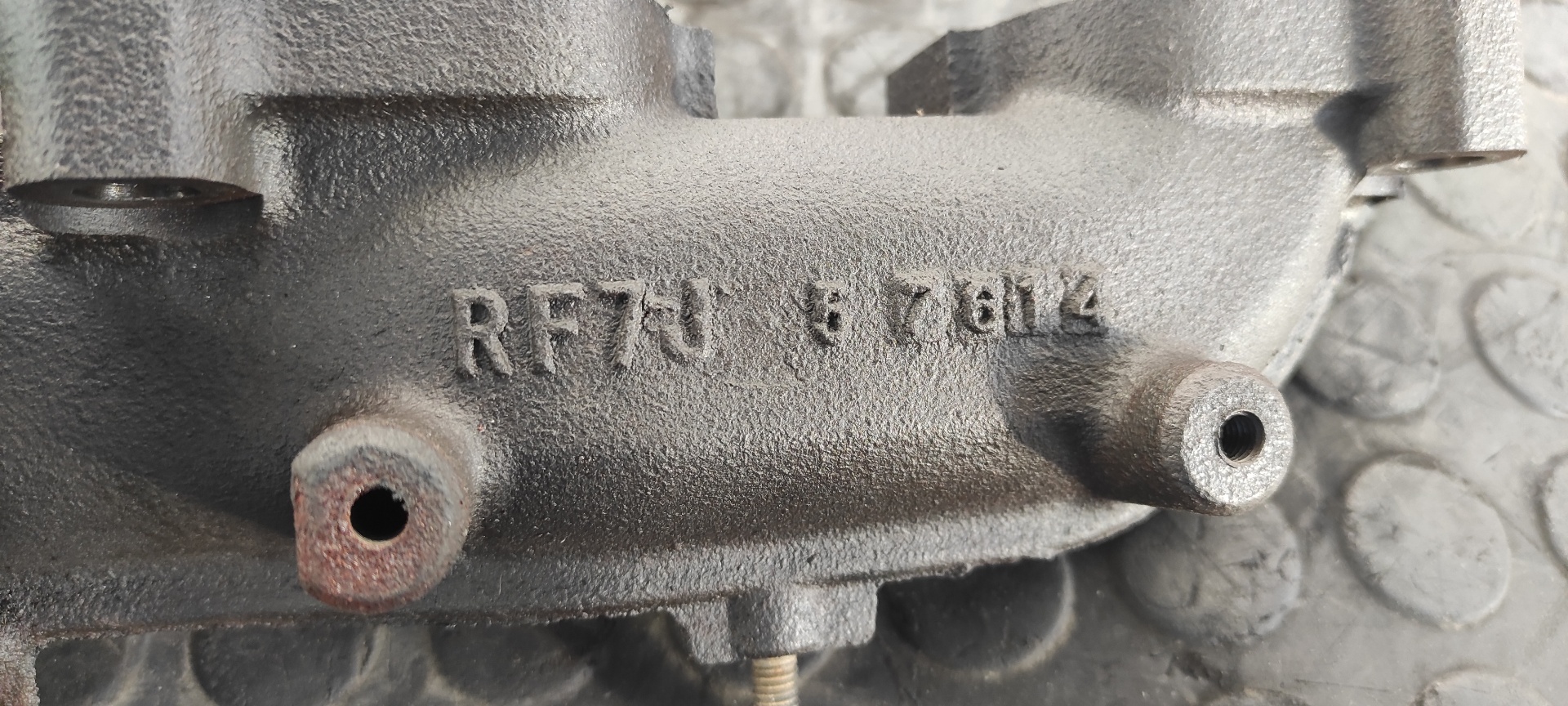 COLECTOR ESCAPE MAZDA 5 BERL. (CR) - vista 2