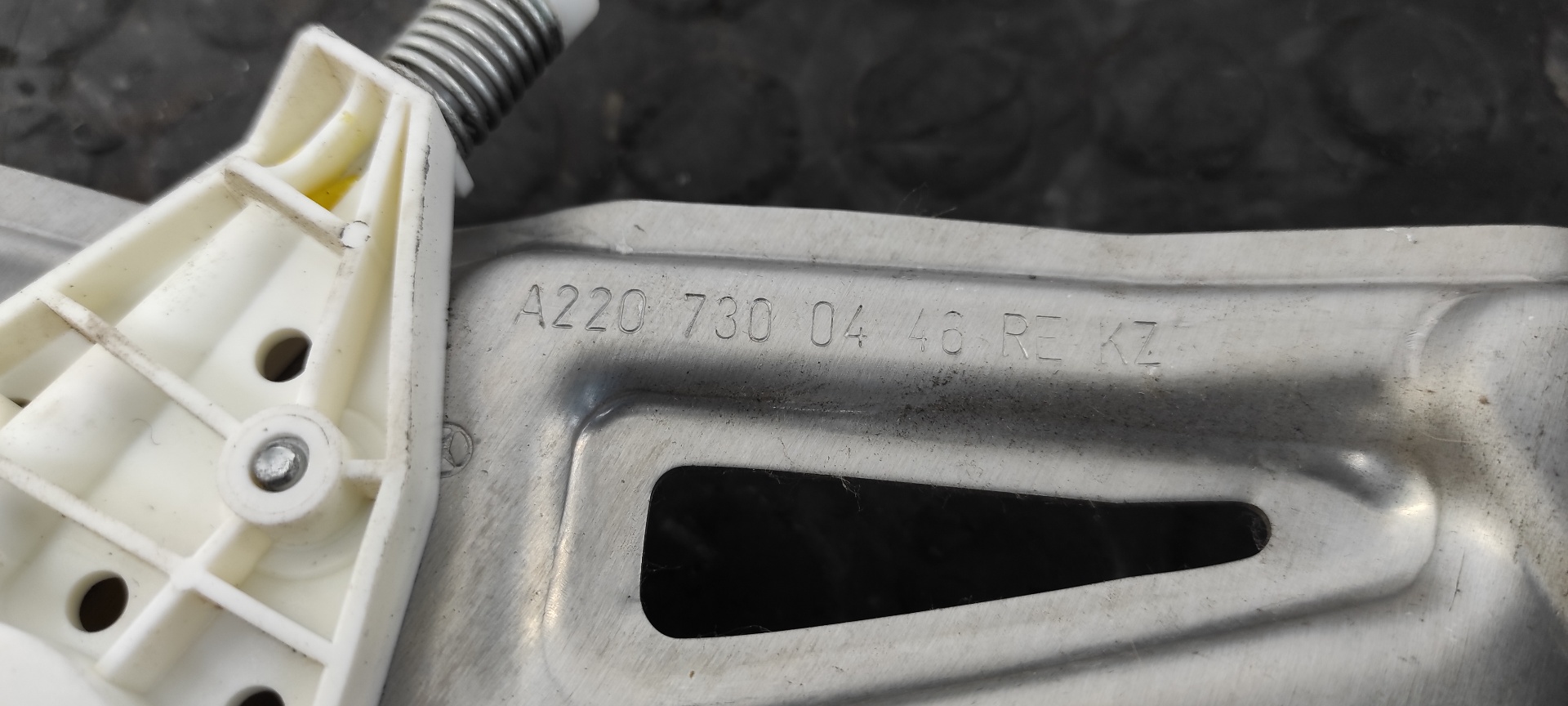 ELEVALUNAS TRASERO DERECHO MERCEDES-BENZ CLASE S (W220) BERLINA - vista 3