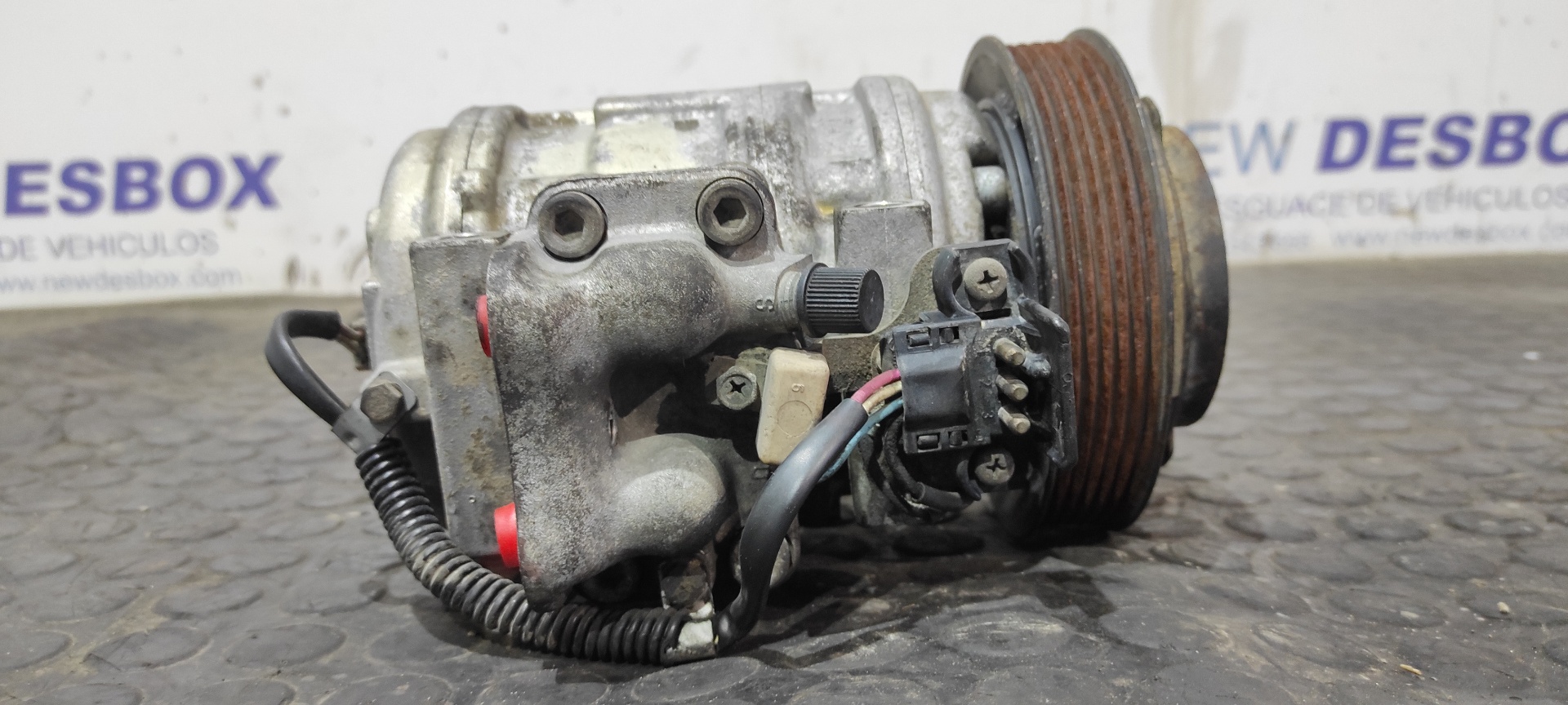 COMPRESOR AIRE ACONDICIONADO MERCEDES-BENZ CLASE E (W124) - vista 5