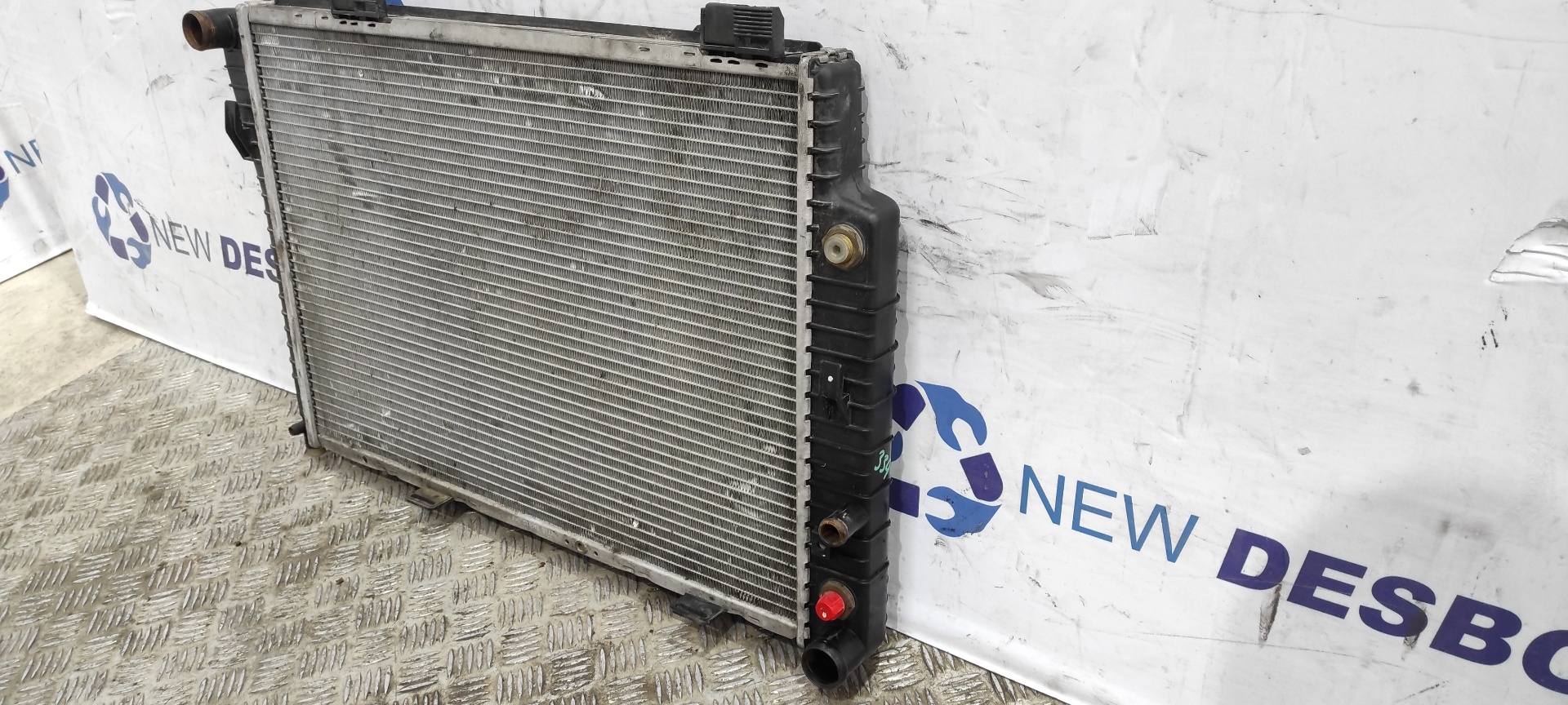 RADIADOR AGUA MERCEDES-BENZ CLASE C (W202) BERLINA - vista 4