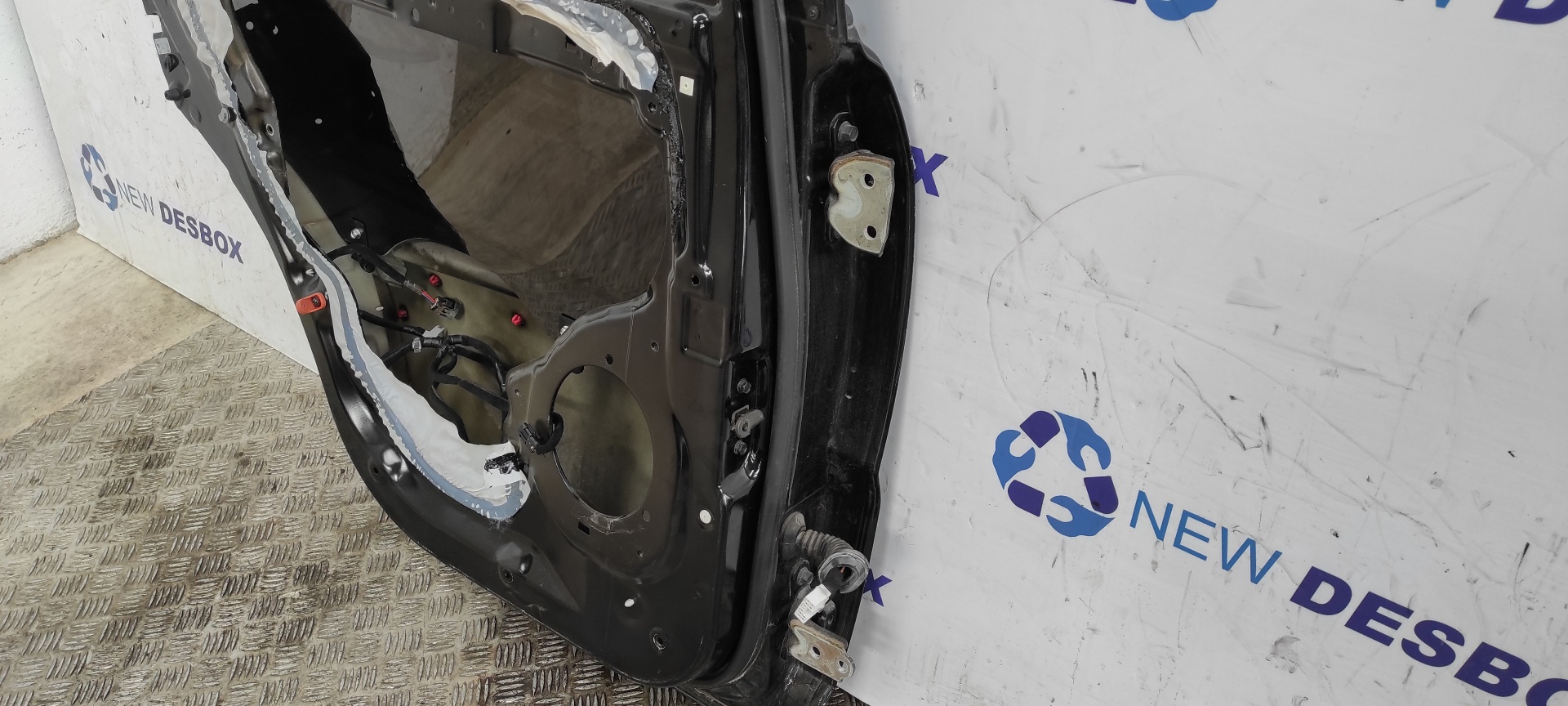 PUERTA TRASERA IZQUIERDA KIA SPORTAGE - vista 4