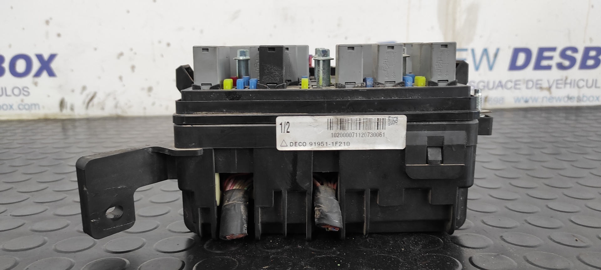 CAJA RELES / FUSIBLES KIA SPORTAGE - vista 4