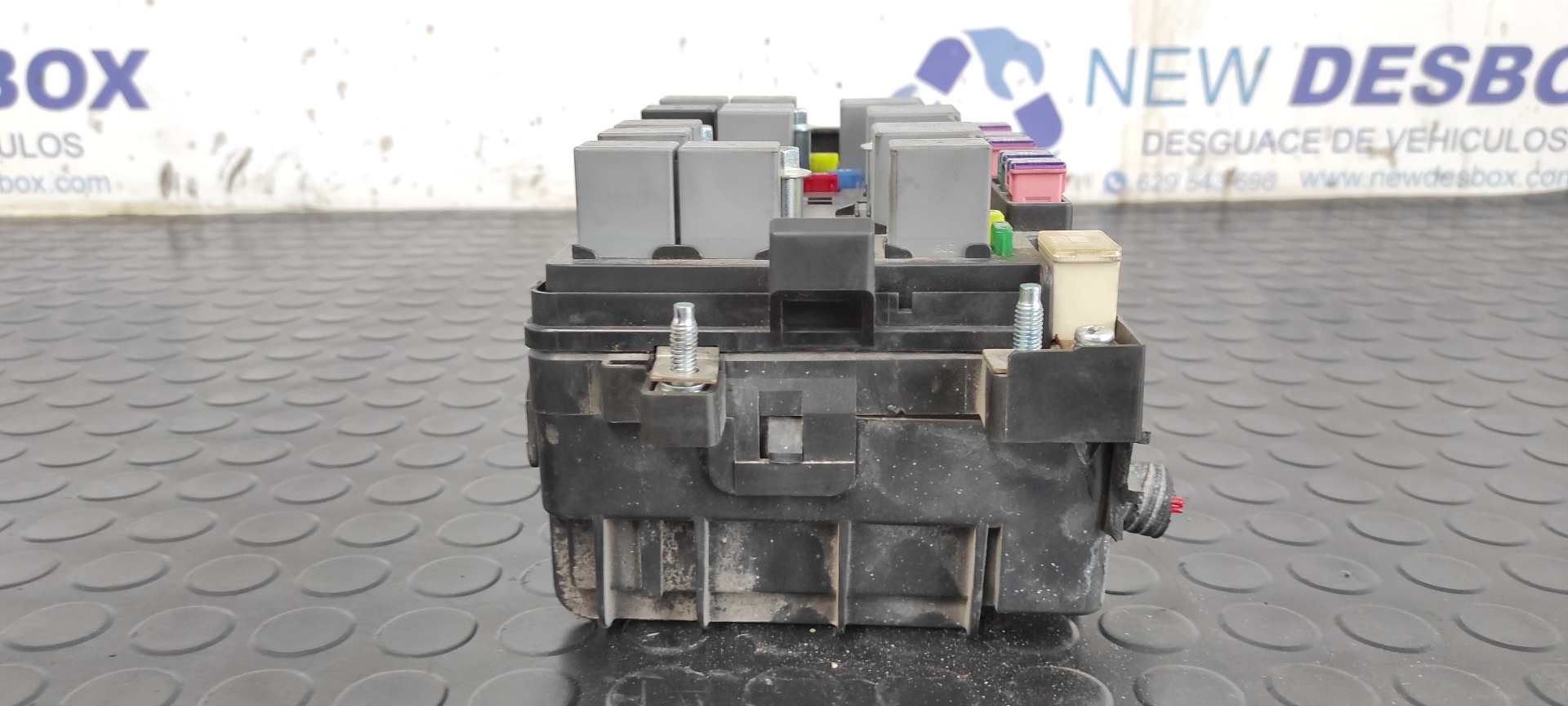 CAJA RELES / FUSIBLES KIA SPORTAGE - vista 5