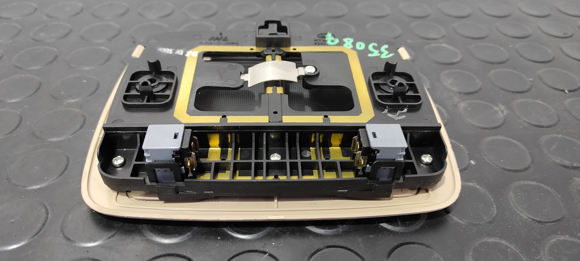 LUZ INTERIOR KIA SPORTAGE - vista 2