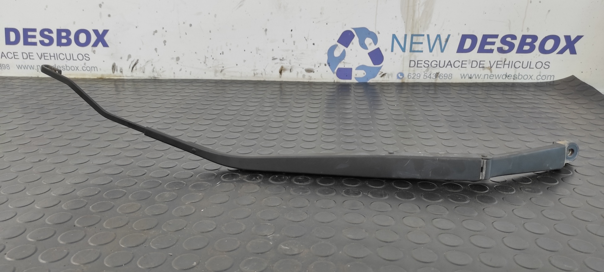 BRAZO LIMPIA DELANTERO DERECHO KIA SPORTAGE