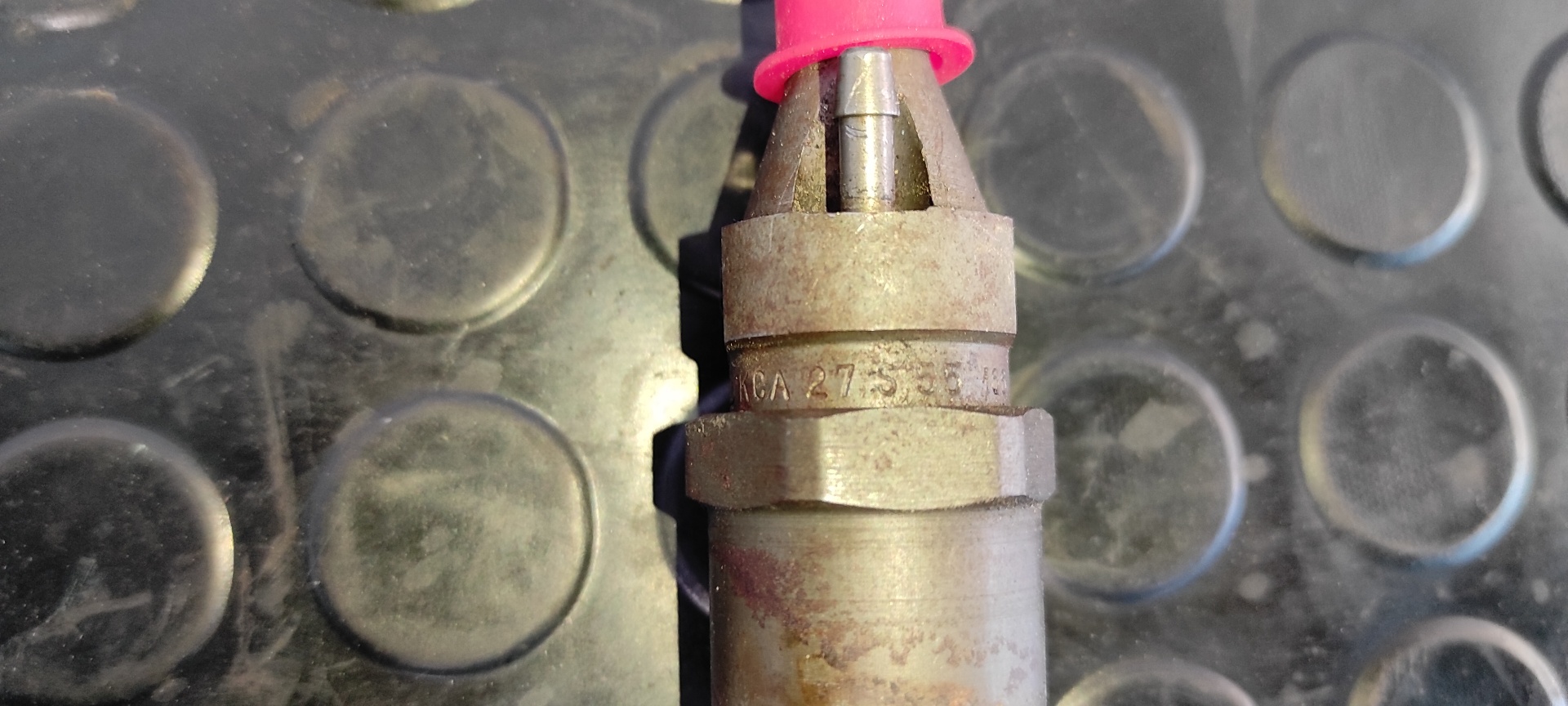 INYECTOR MERCEDES CLASE E (W124) - vista 4