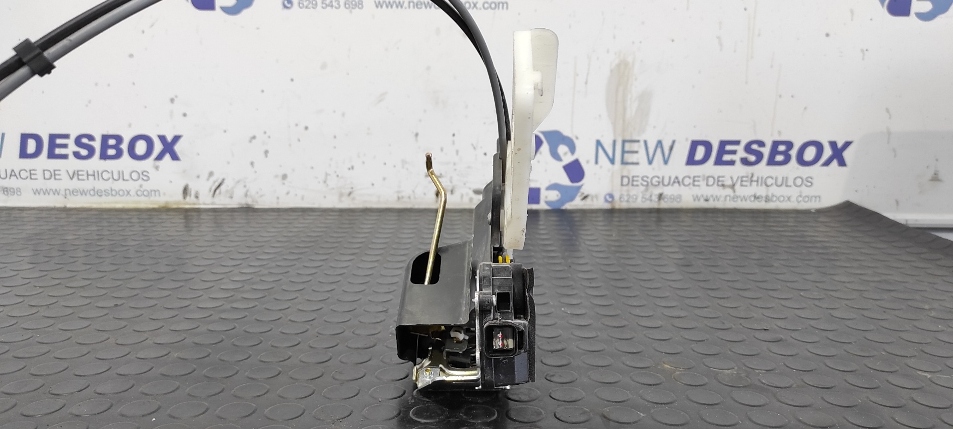 CERRADURA PUERTA TRASERA DERECHA KIA SPORTAGE - vista 4