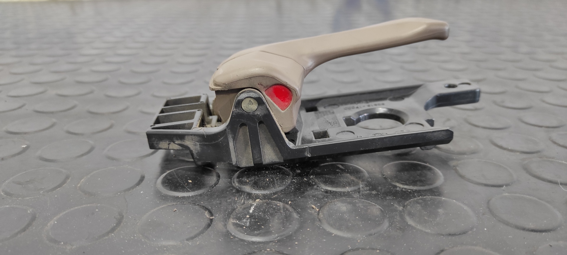 MANETA INTERIOR TRASERA DERECHA KIA SPORTAGE - vista 2