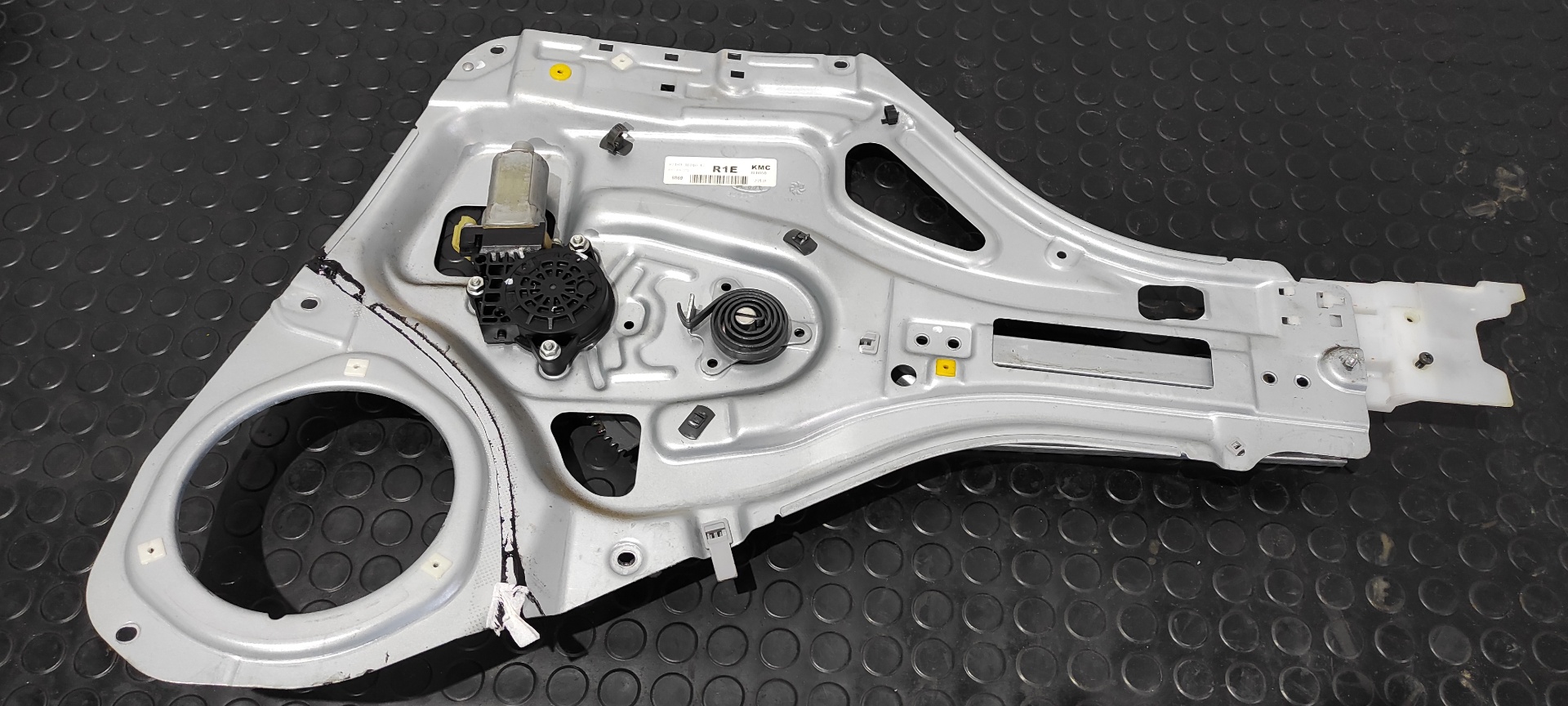 ELEVALUNAS DELANTERO DERECHO KIA SPORTAGE