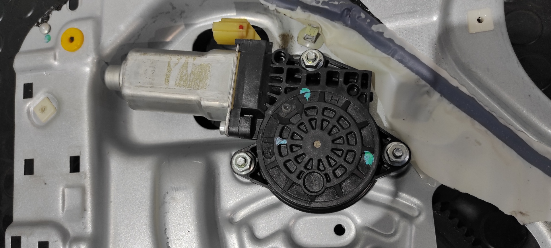 ELEVALUNAS TRASERO IZQUIERDO KIA SPORTAGE - vista 6