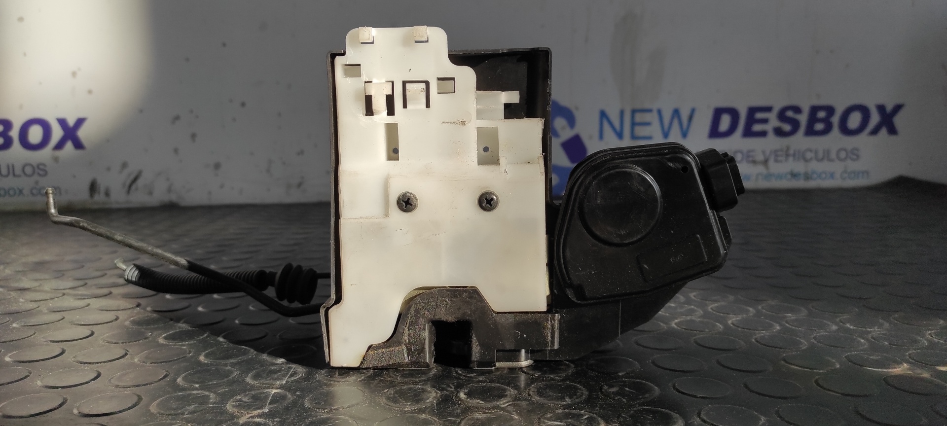 CERRADURA PUERTA DELANTERA IZQUIERDA KIA SPORTAGE - vista 3
