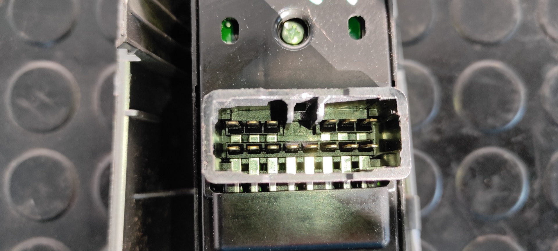 MANDO ELEVALUNAS DELANTERO IZQUIERDO KIA SPORTAGE - vista 4