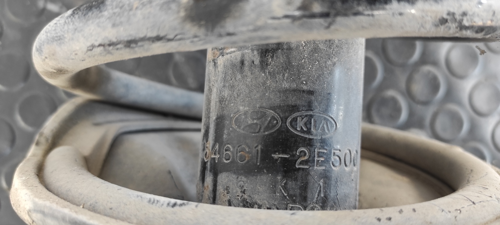 AMORTIGUADOR DELANTERO DERECHO KIA SPORTAGE - vista 4