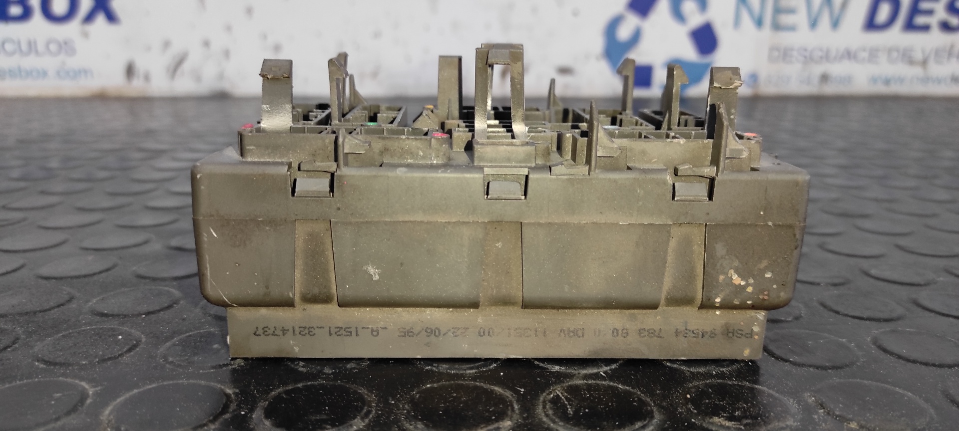 CAJA RELES / FUSIBLES CITROEN EVASION - vista 4