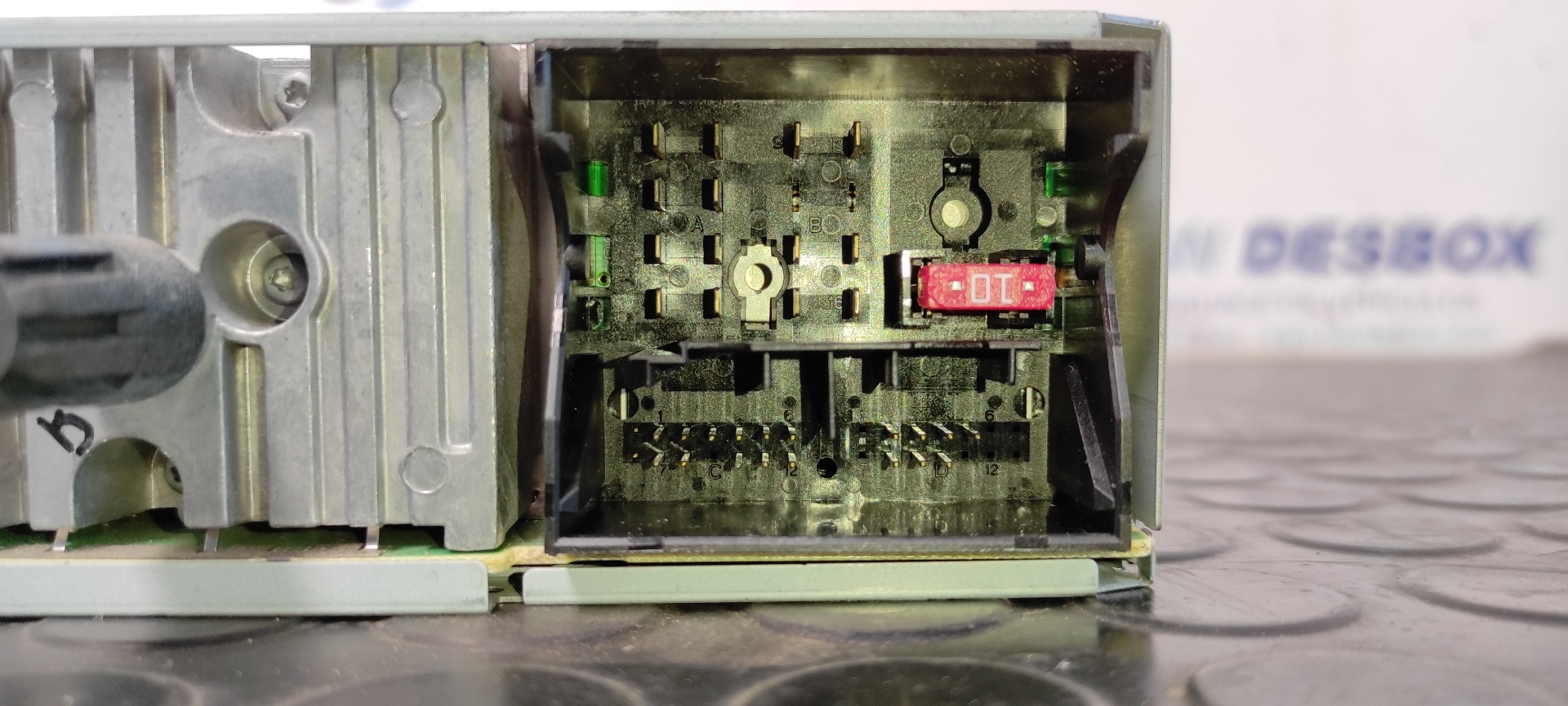 SISTEMA AUDIO / RADIO CD RENAULT MEGANE III BERLINA 5 P - vista 4