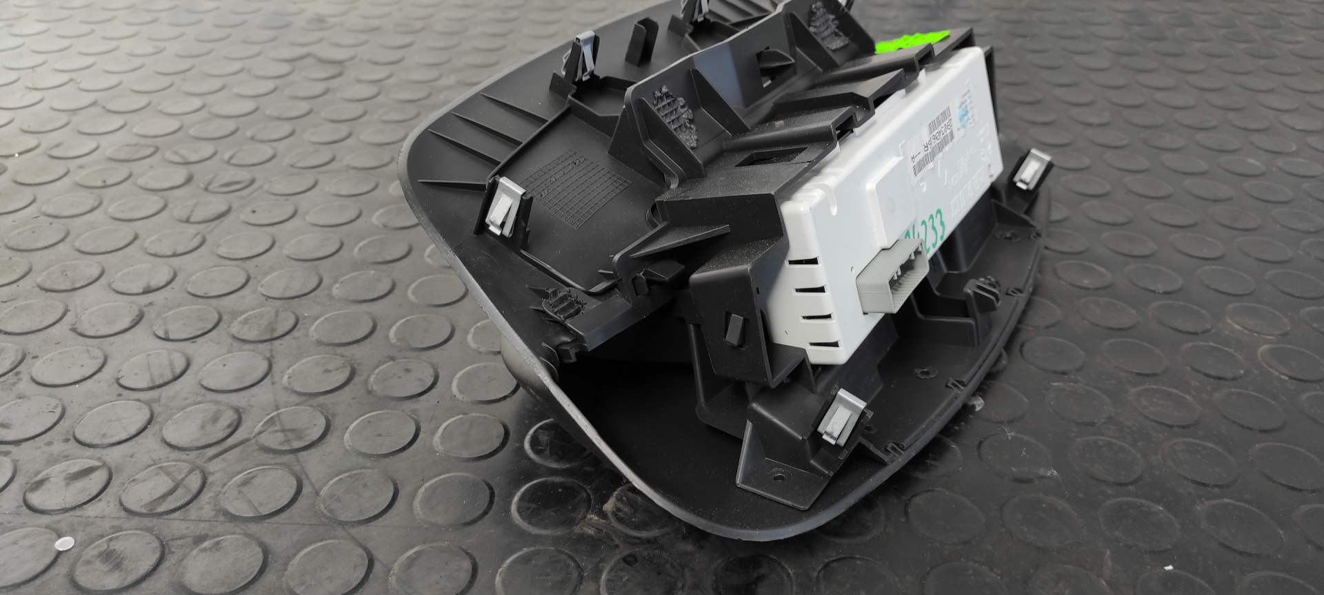 PANTALLA MULTIFUNCION RENAULT MEGANE III BERLINA 5 P - vista 3