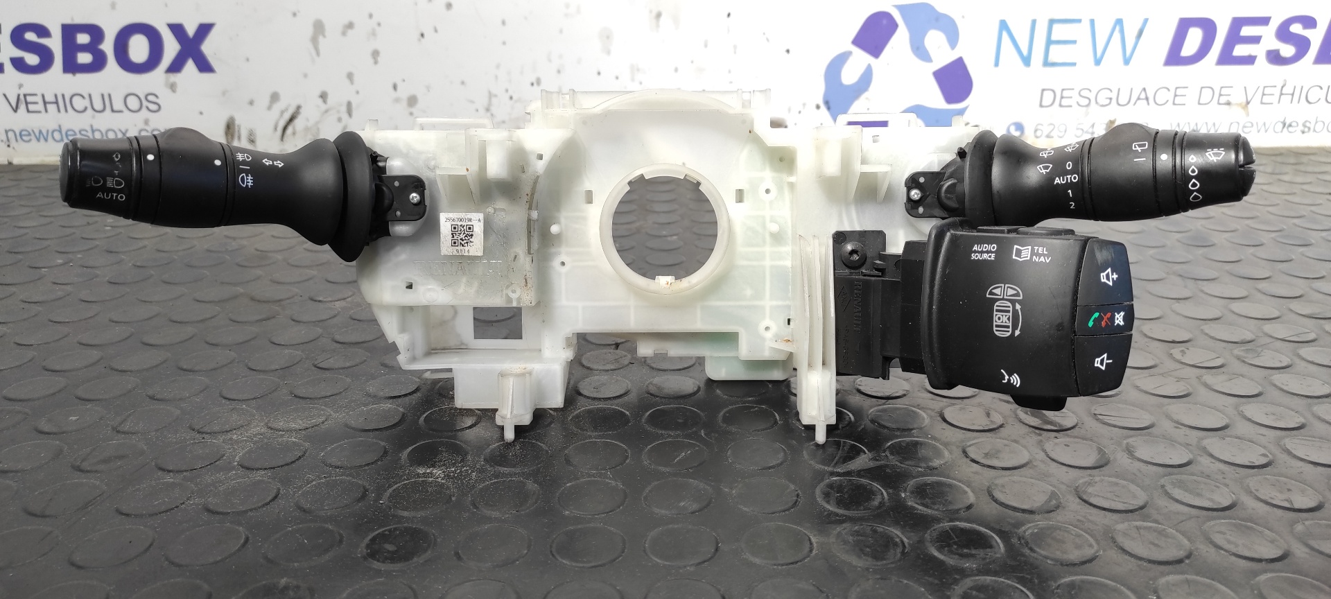 MANDO MULTIFUNCION RENAULT MEGANE III BERLINA 5 P