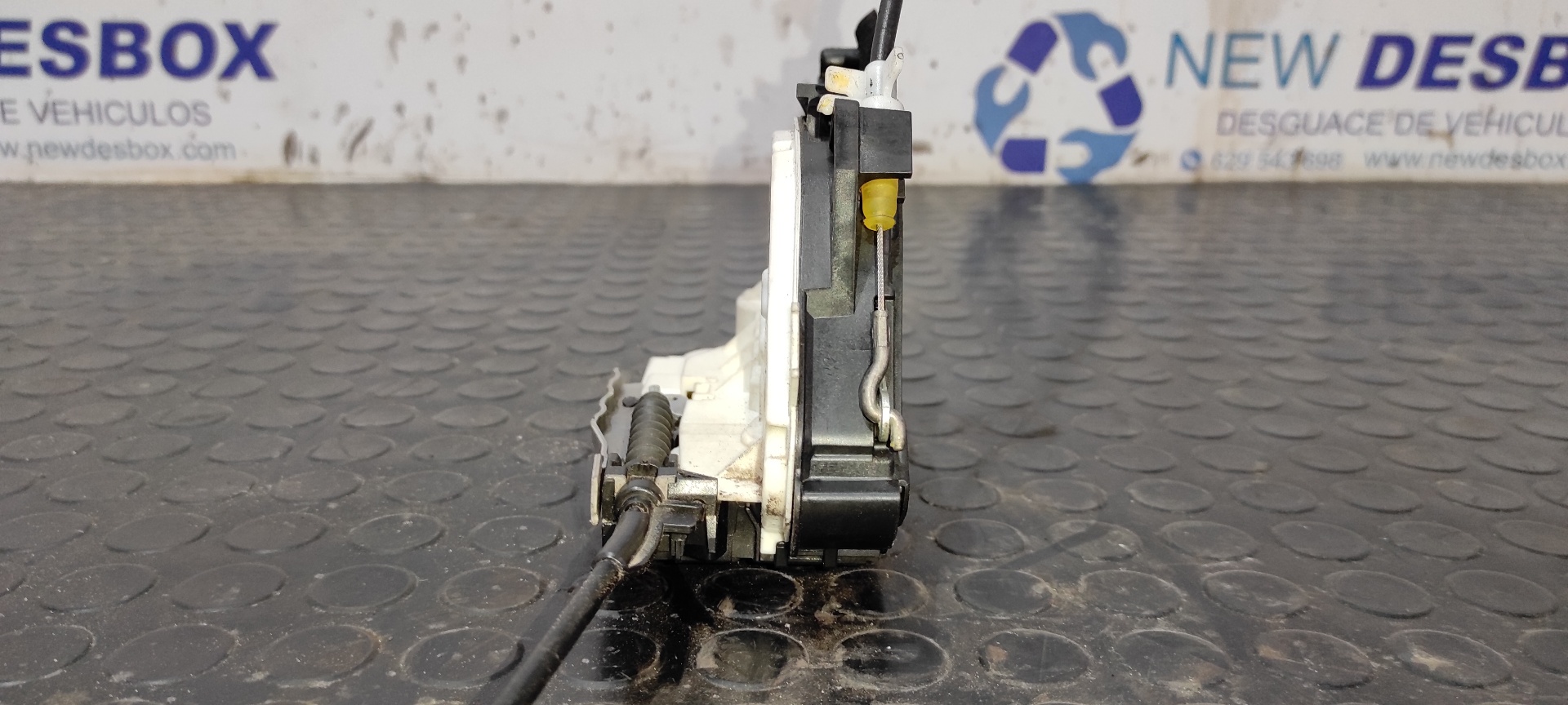 CERRADURA PUERTA TRASERA DERECHA VOLKSWAGEN POLO (6C1) - vista 7