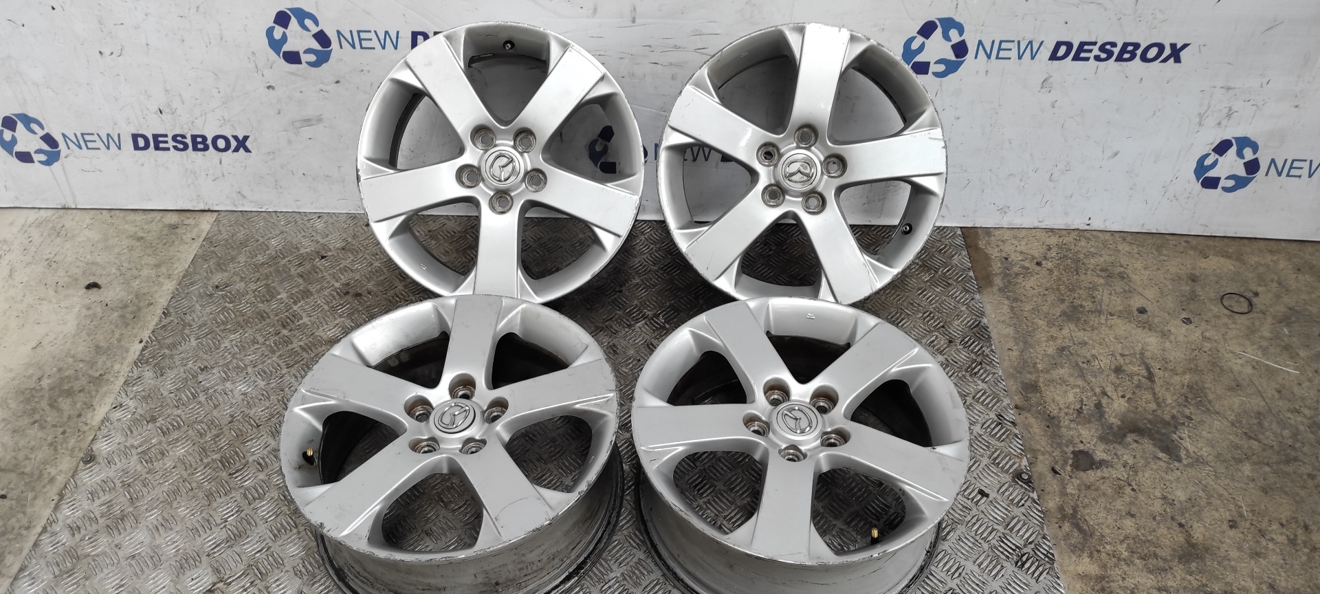 JUEGO LLANTAS MAZDA 5 BERL. (CR)