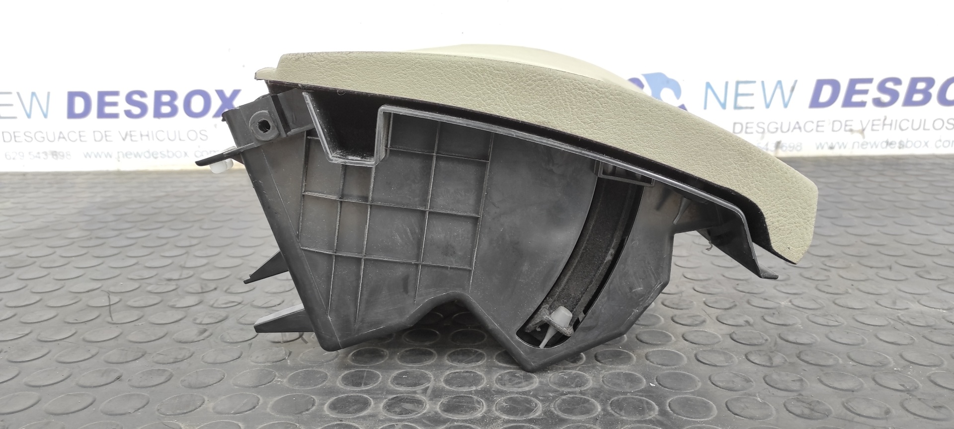 GUANTERA BMW X5 (E53) - vista 3