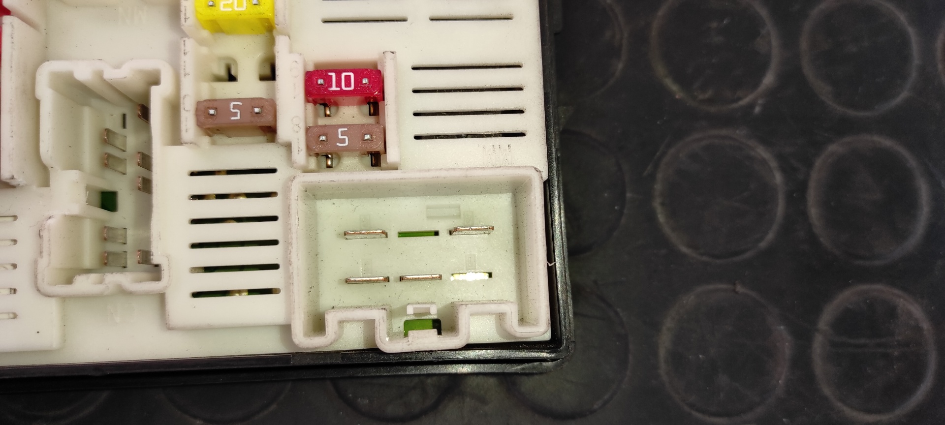 CAJA RELES / FUSIBLES OPEL MOVANO B KASTEN/COMBI - vista 4